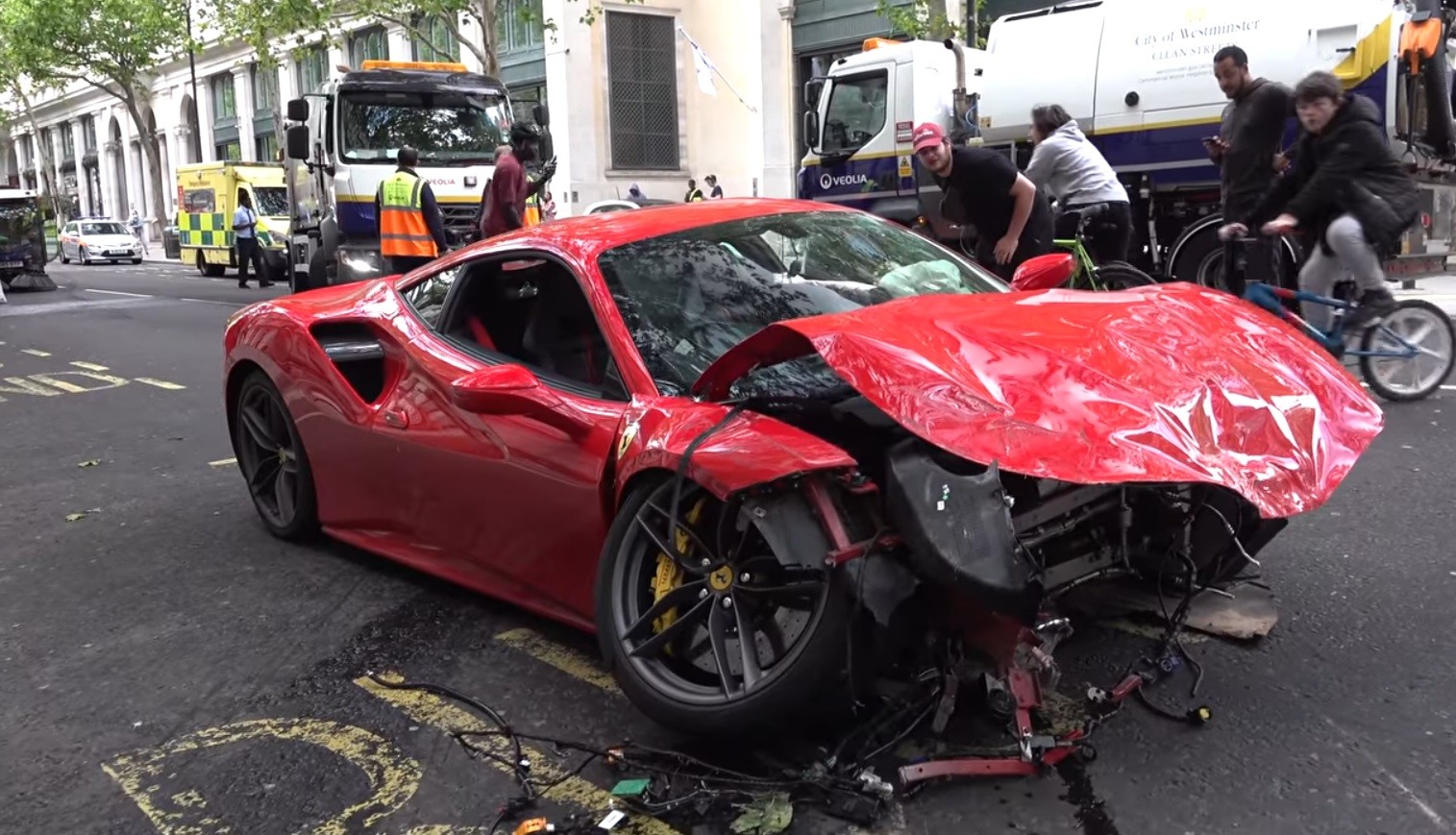 Аварія Ferrari