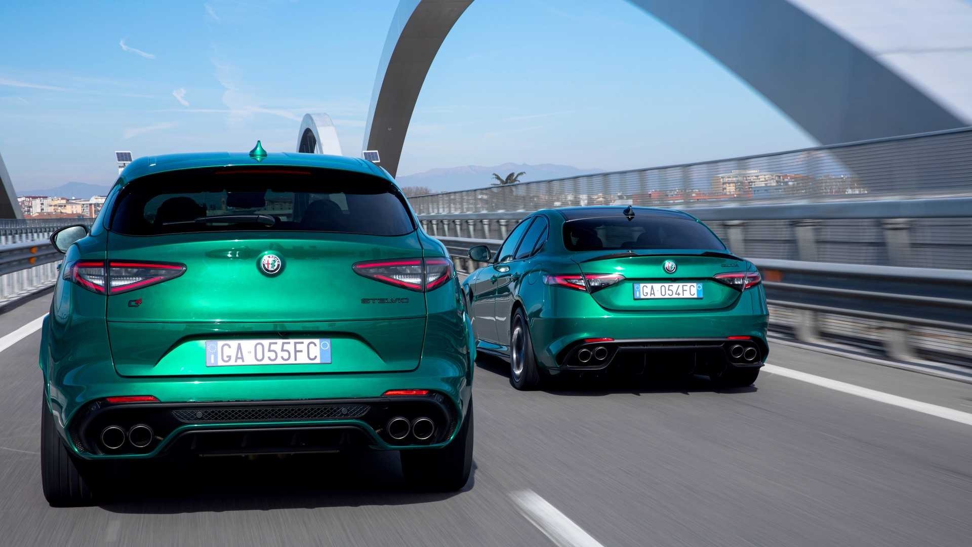 Alfa Romeo Stelvio Quadrifoglio та Giulia Quadrifoglio