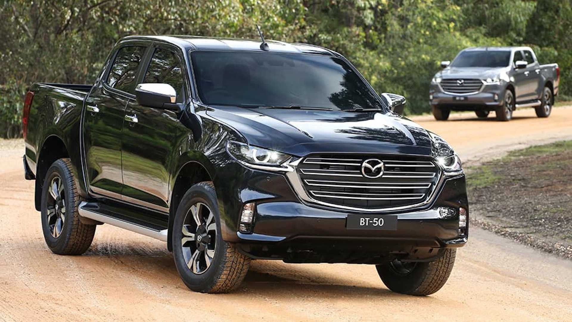 Mazda BT-50 2021 року