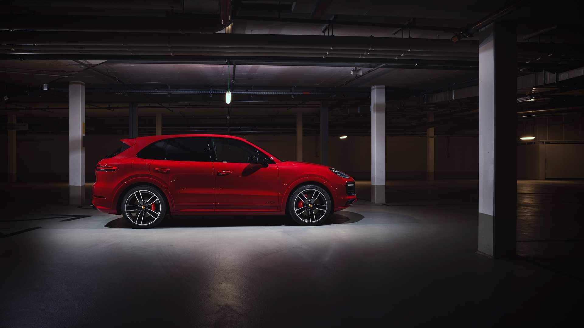 Porsche Cayenne GTS 2020 року