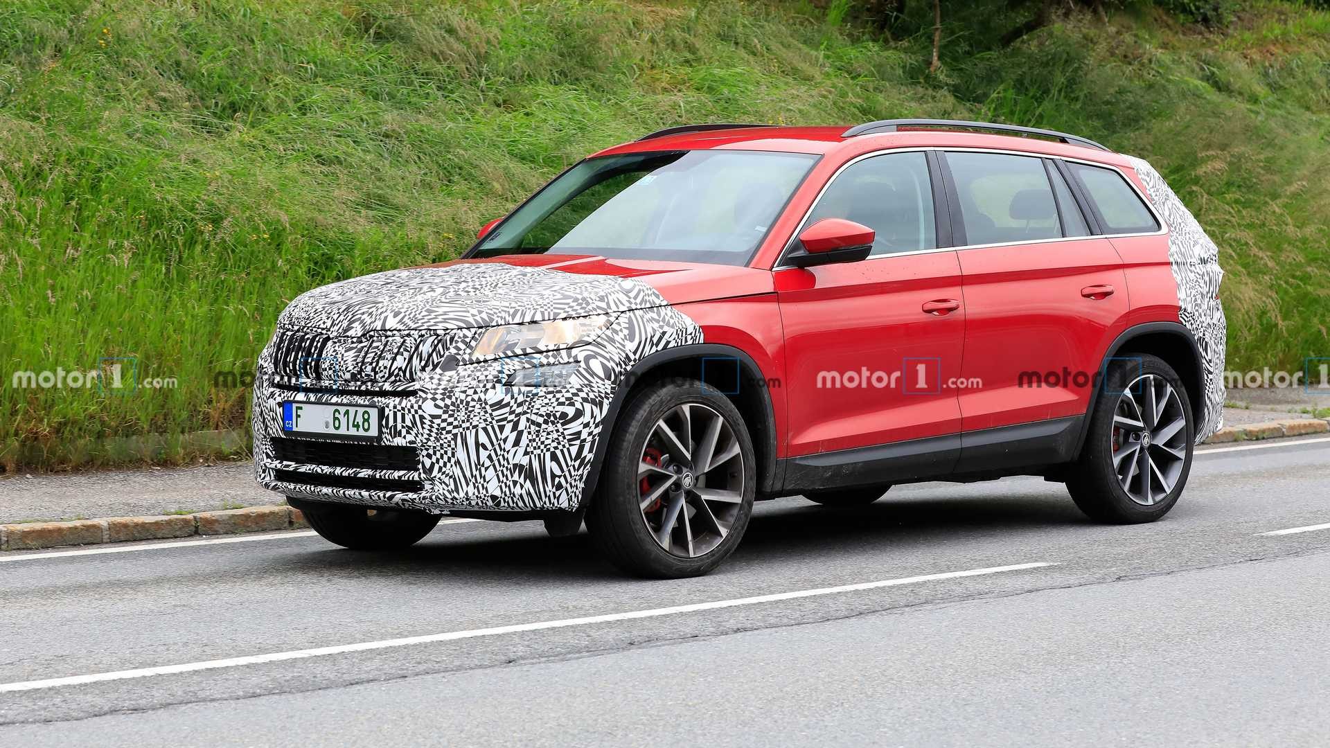Skoda Kodiaq RS (шпигуські фото)