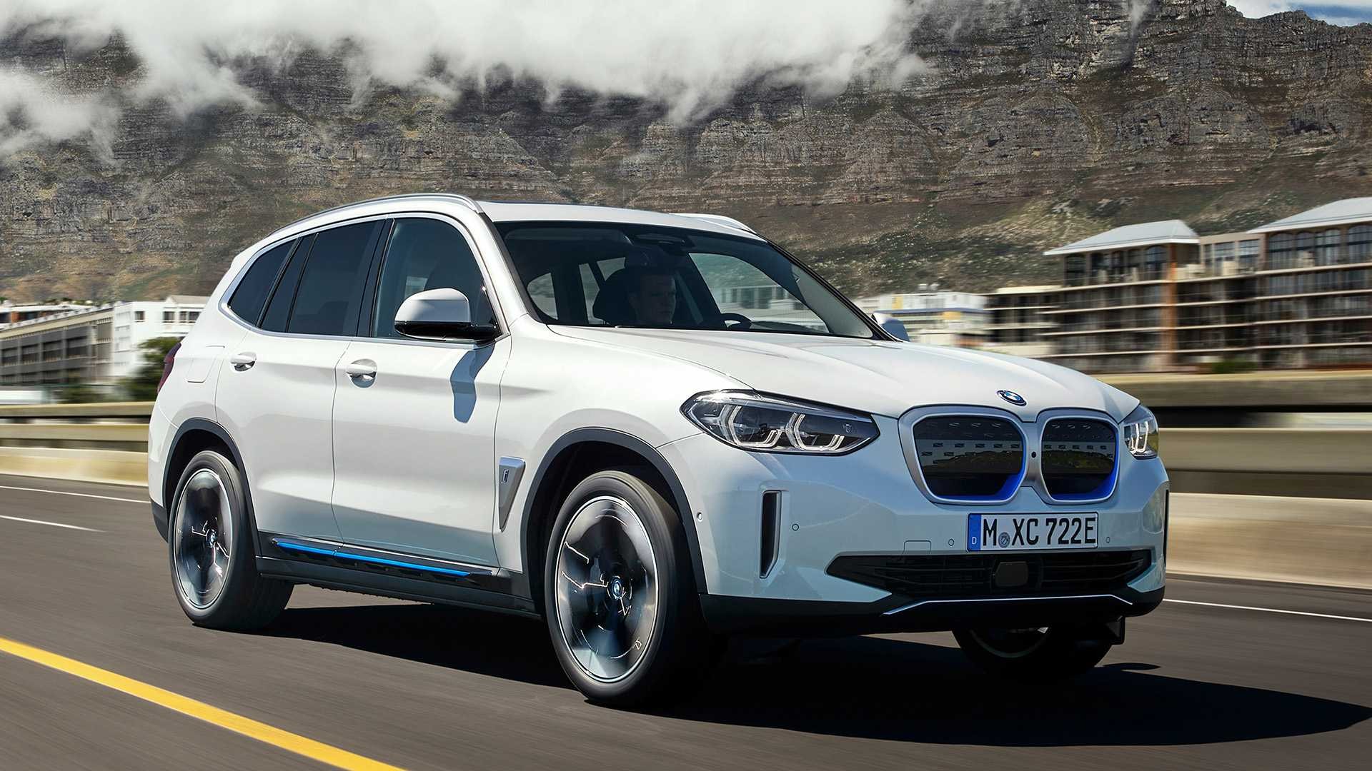 BMW iX3 2020 року