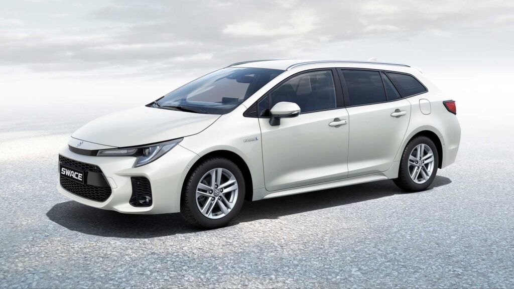 Suzuki Swace 2020 року