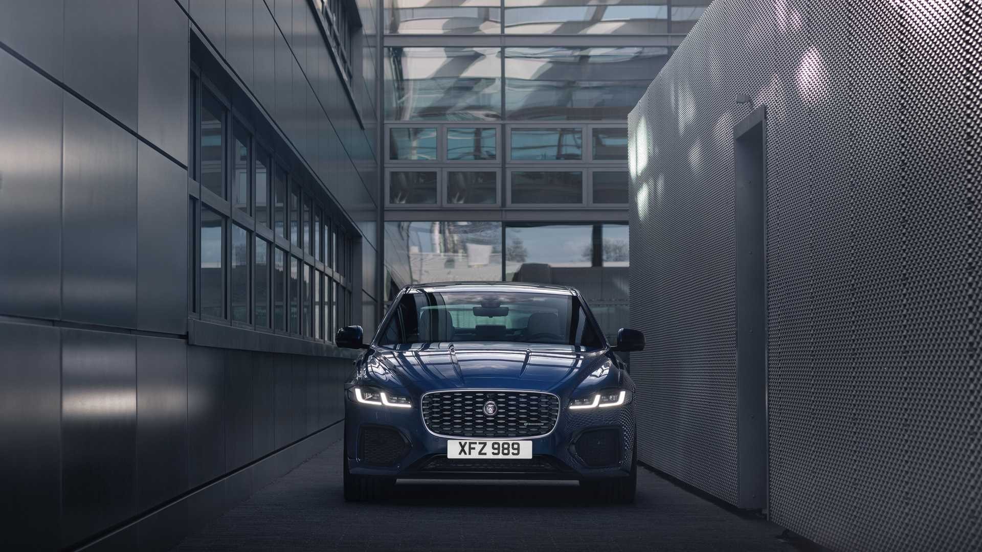 Jaguar XF (2021)