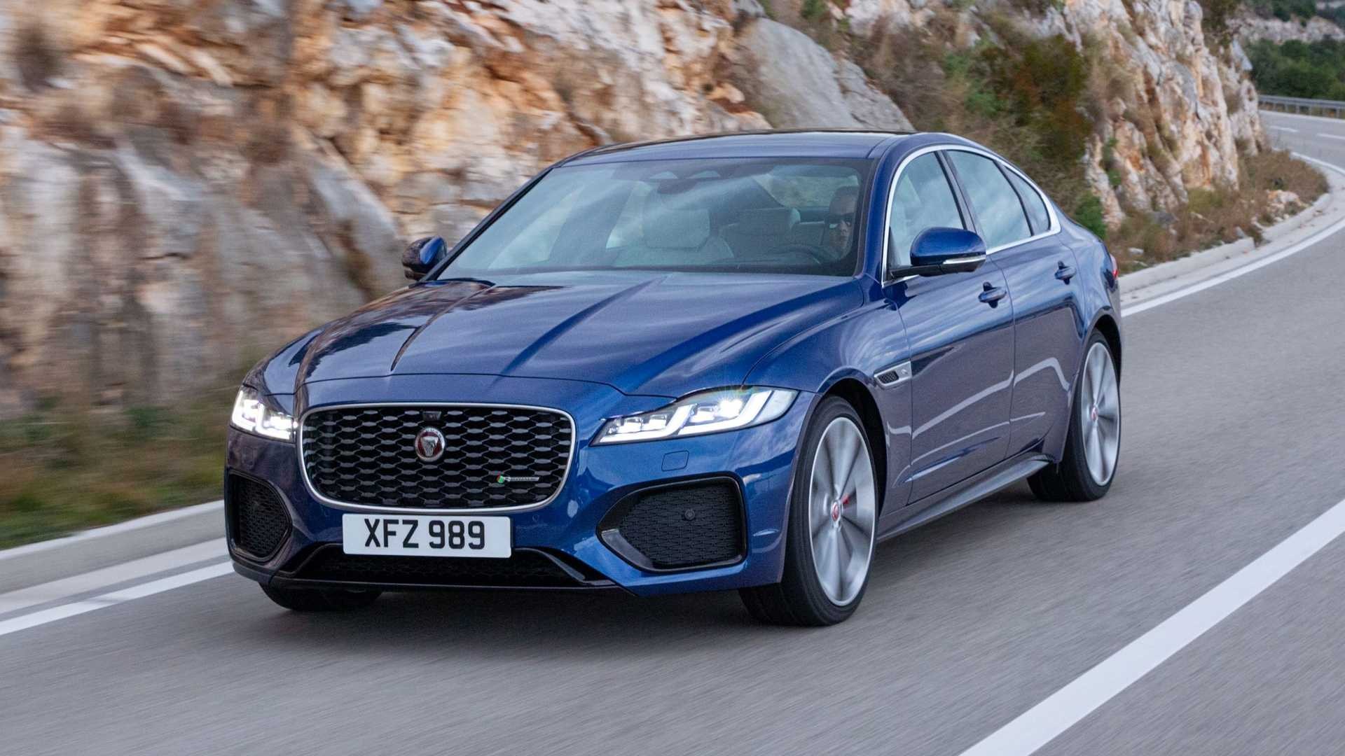 Jaguar XF (2021)