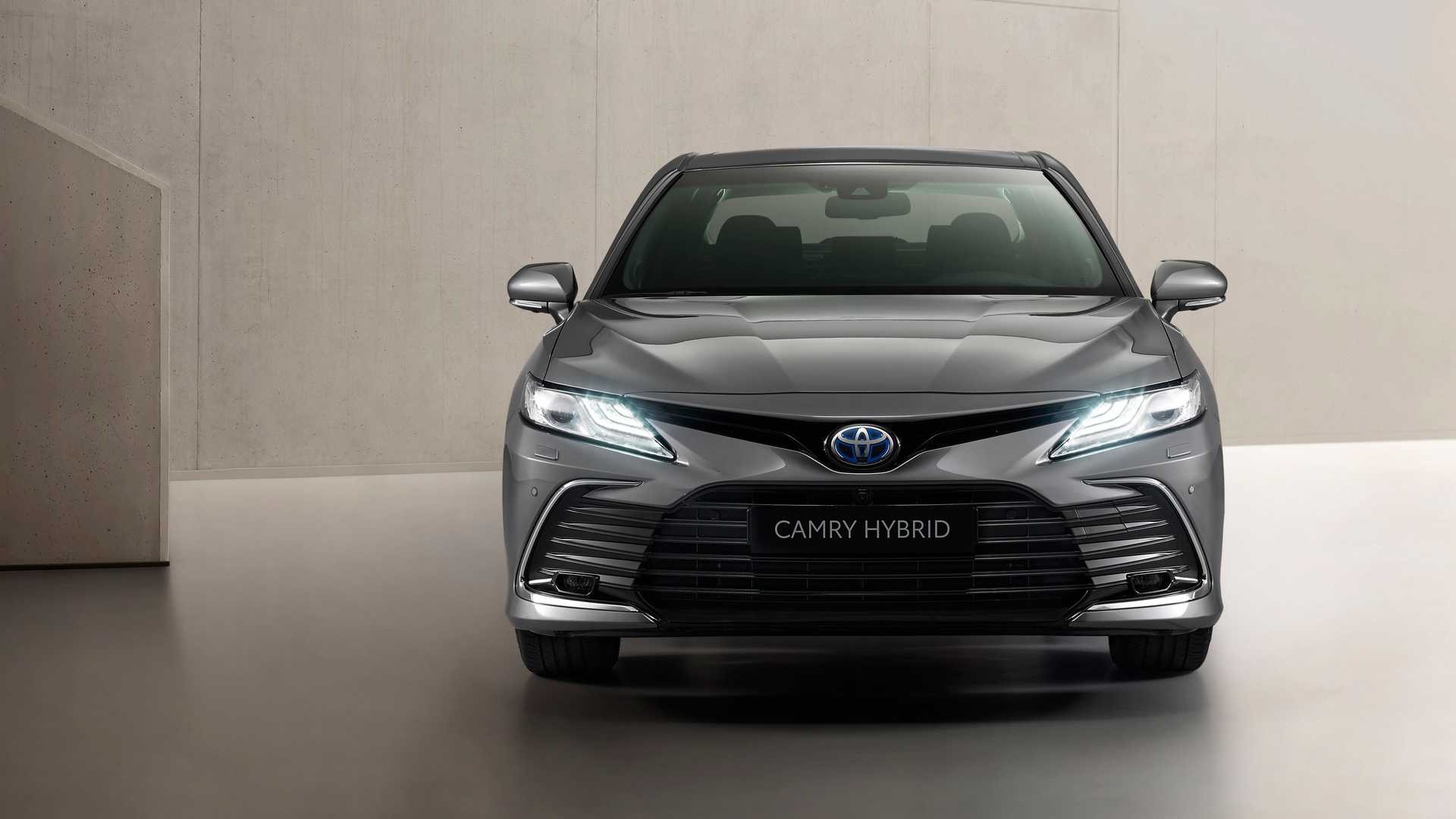 Toyota Camry 2021 року (Європа )