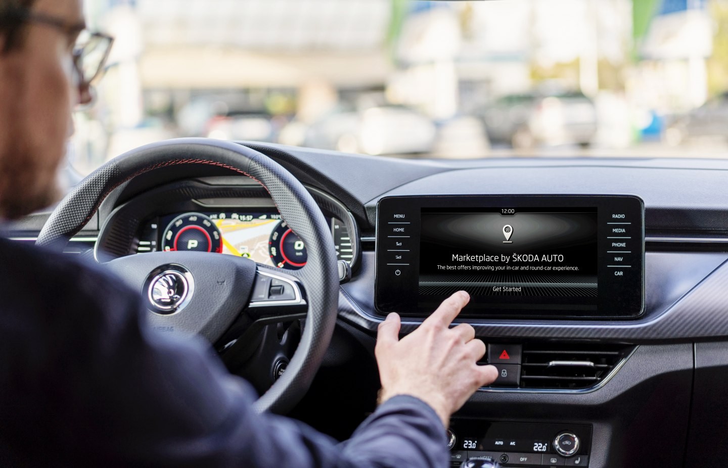 Skoda знижка клієнт медійна система