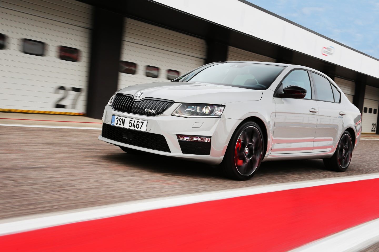 Skoda Octavia RS 230 2017 року