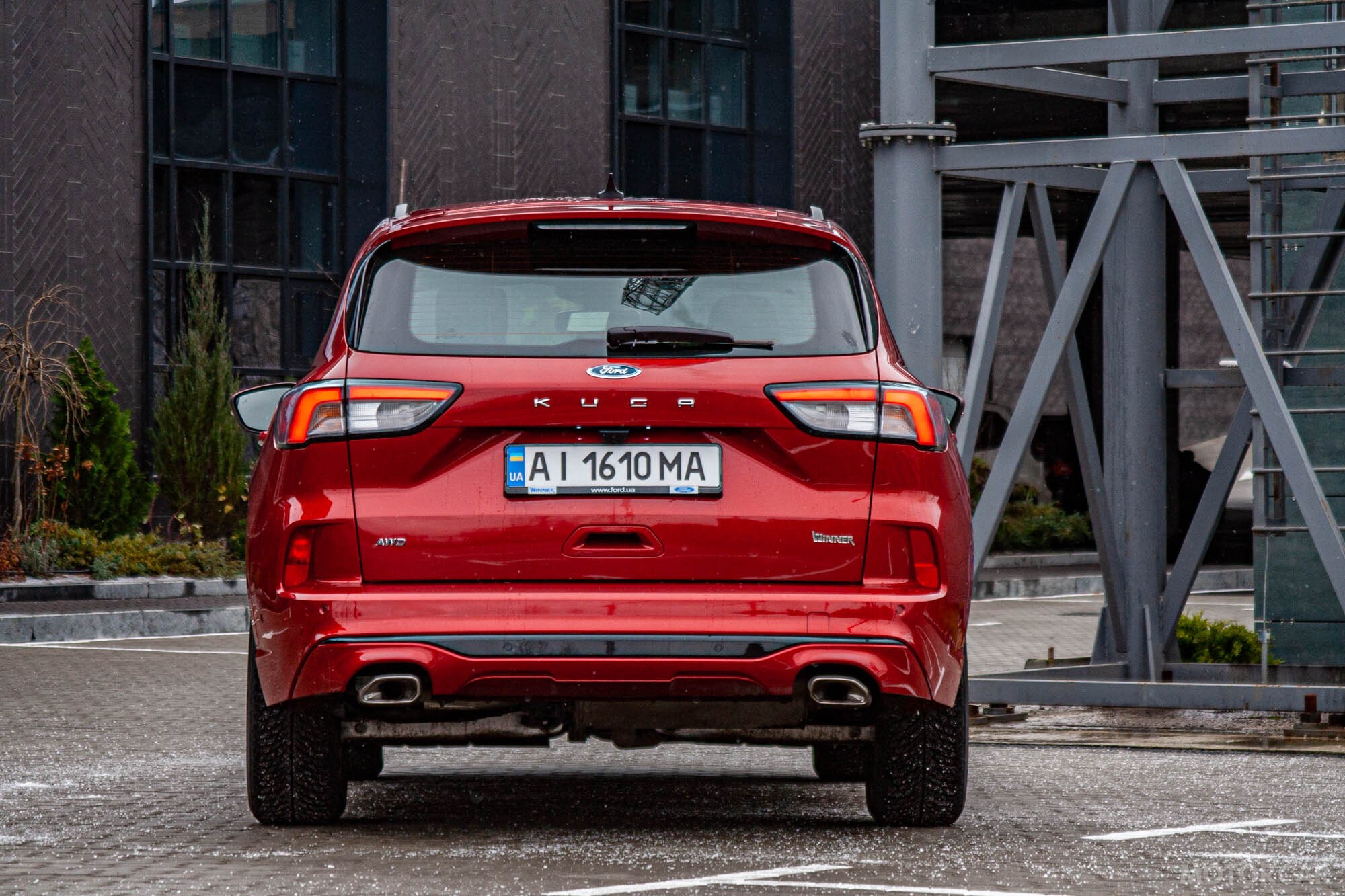 Ford Kuga 2020 року