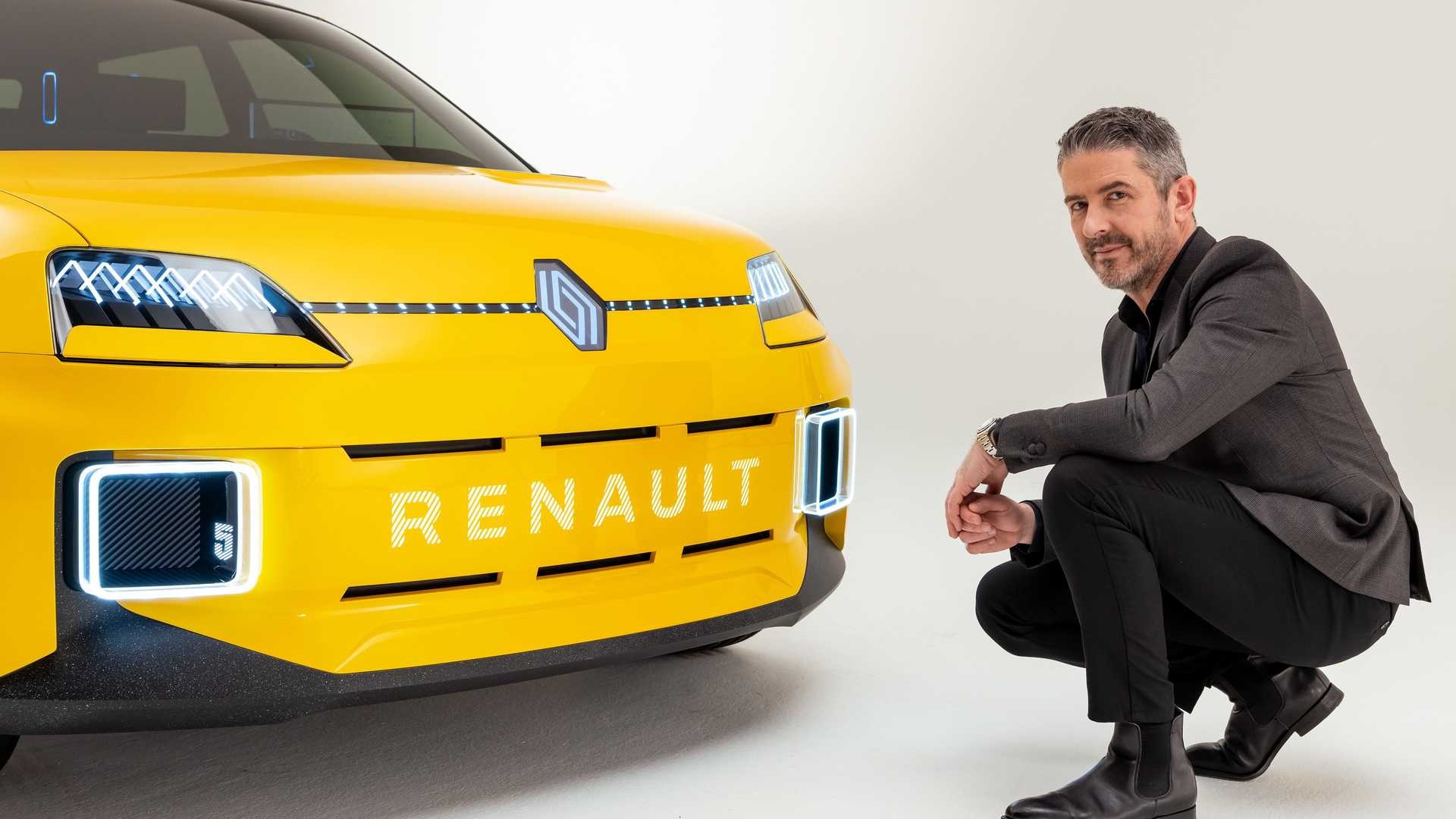 Логотип Renault