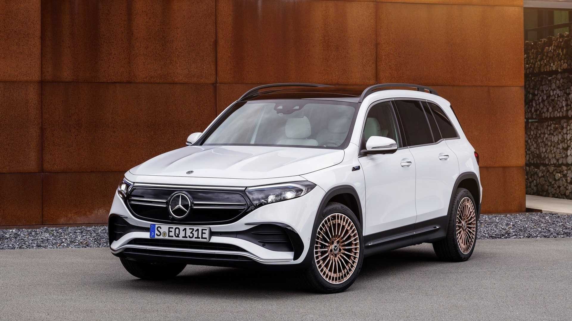 Mercedes-Benz EQB 2021 року