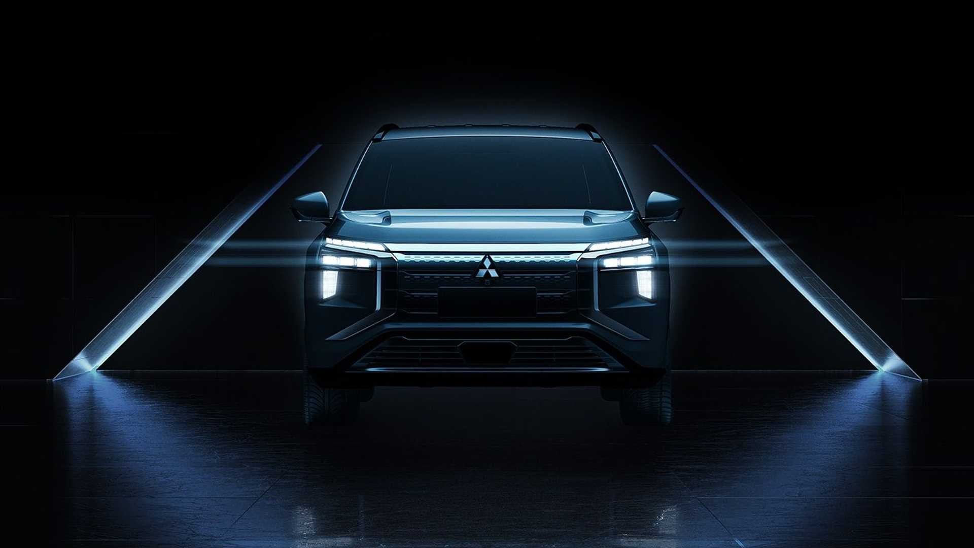Mitsubishi Airtrek 2021 року
