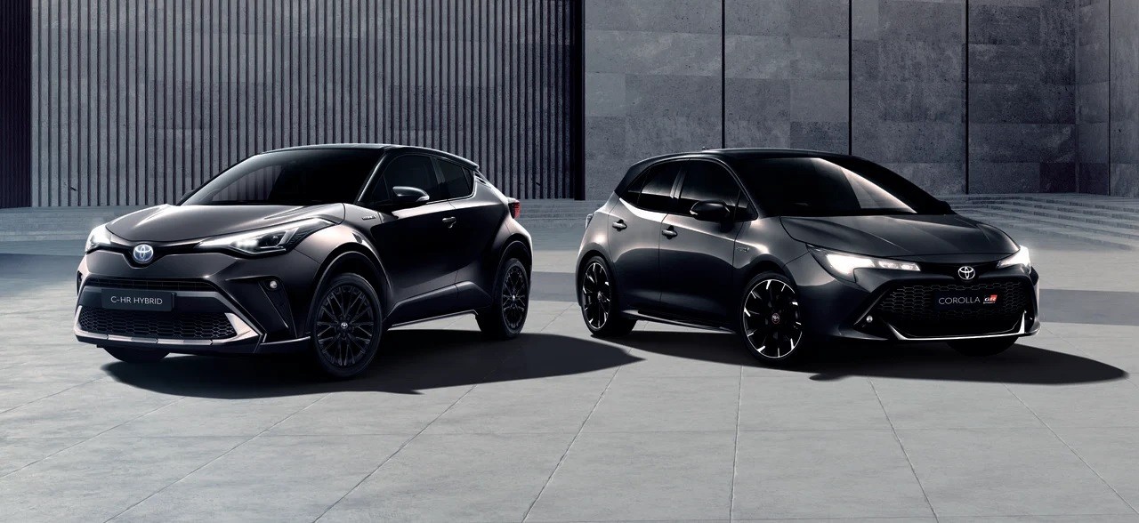 Toyota C-HR та Corolla GR Sport Black Edition