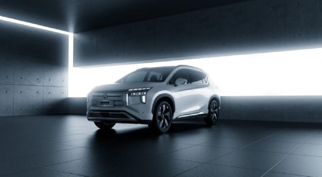 Mitsubishi Airtrek 2021 року