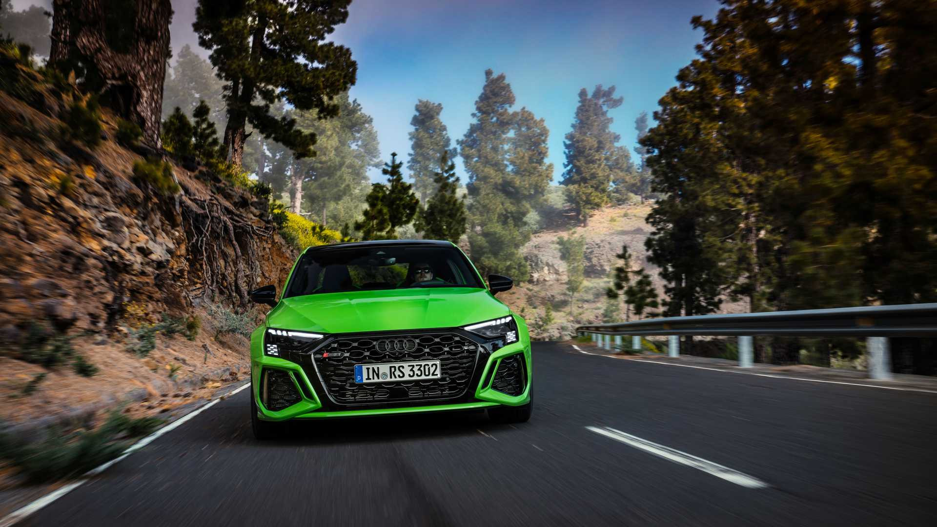 Audi RS 3 2022 року