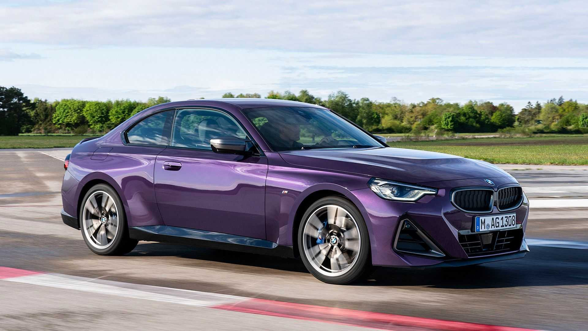 BMW 2 Series 2021 року