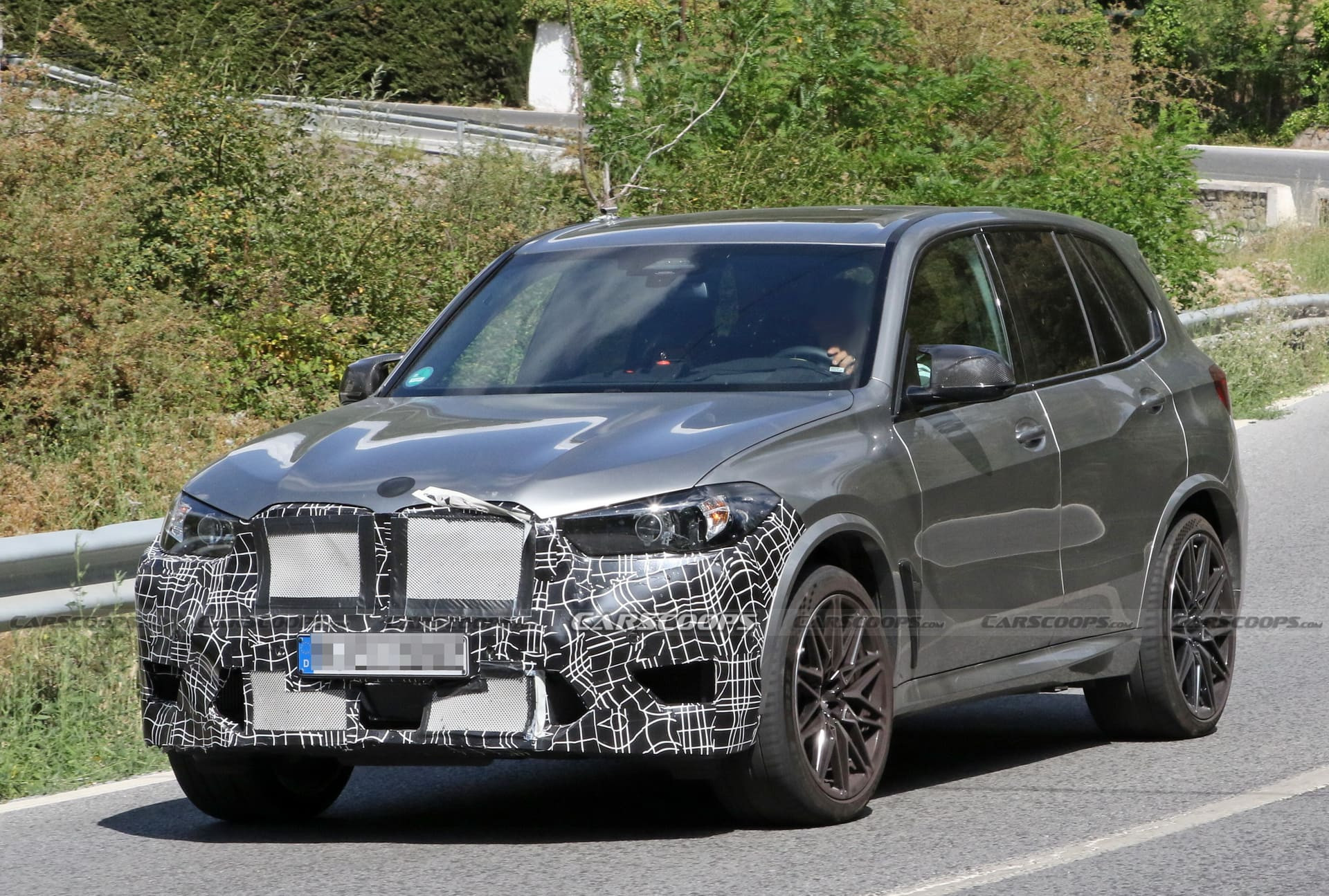 BMW X5 M 2022 року