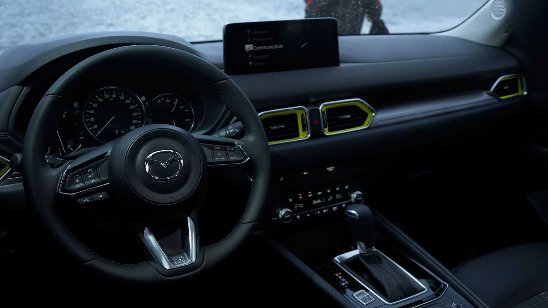 Mazda CX-5 2022 року