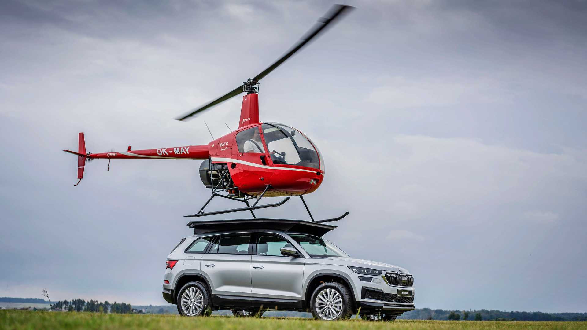 Skoda Kodiaq та гелікоптер