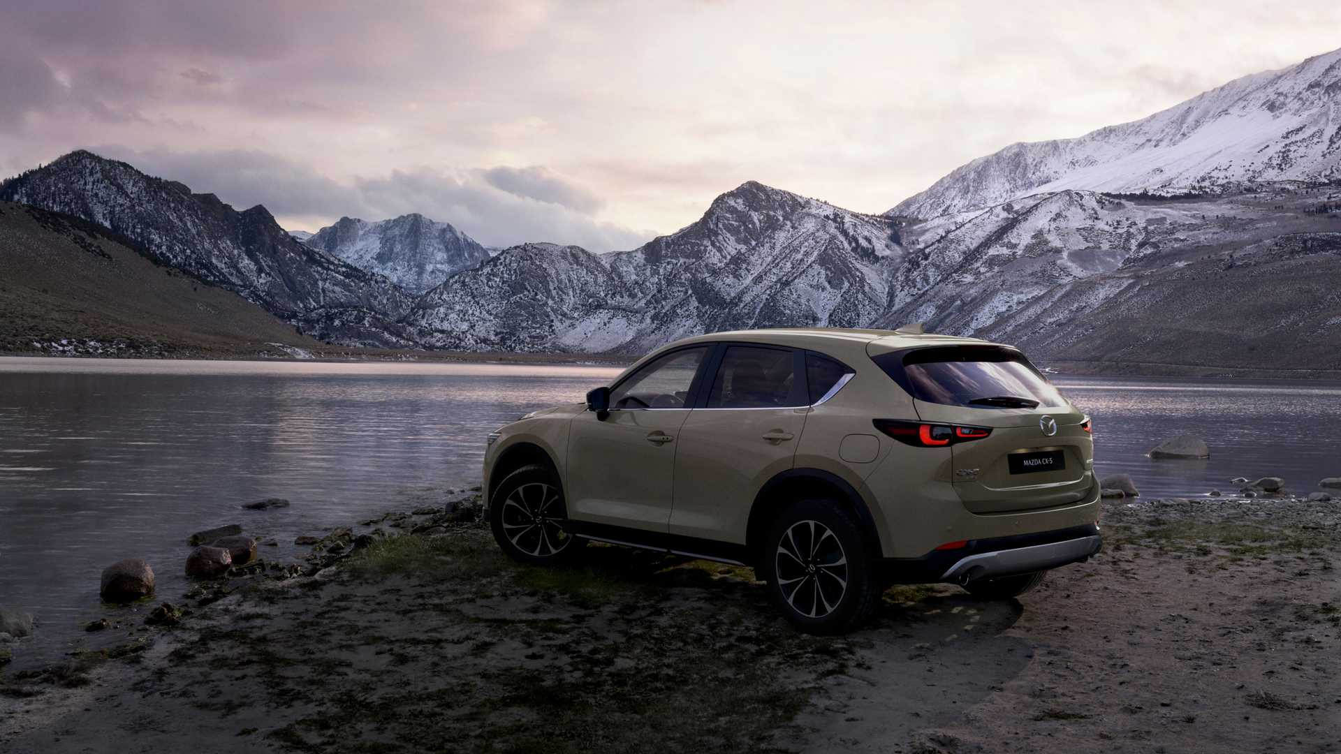 Mazda CX-5 2022 року