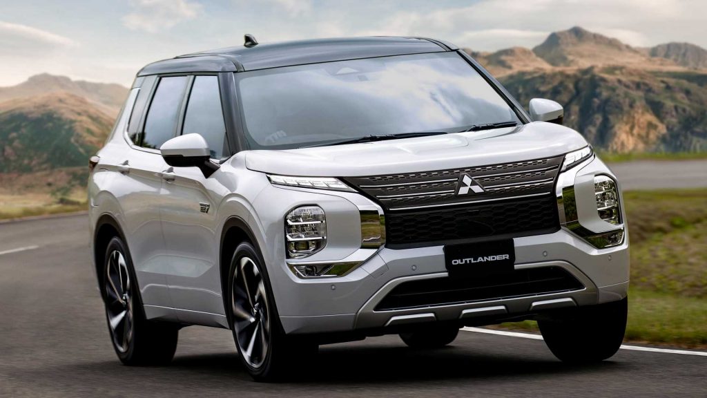 Mitsubishi Outlander PHEV 2023 року