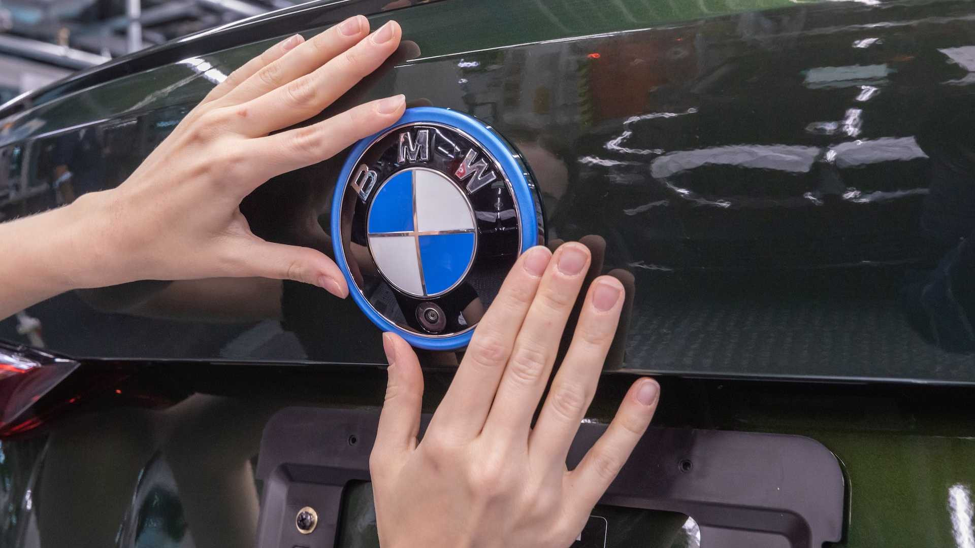 BMW i4