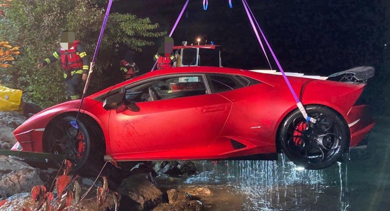 Lamborghini затонув