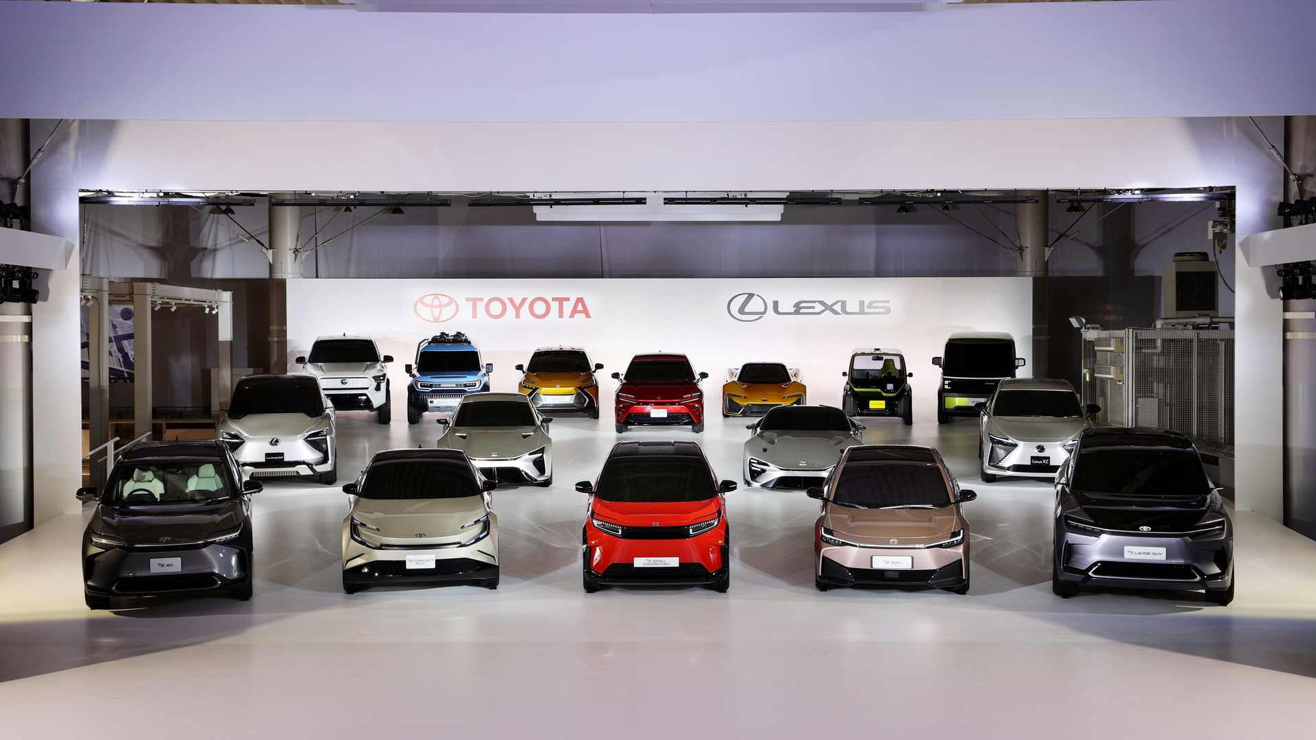 Лінійка Toyota та Lexus