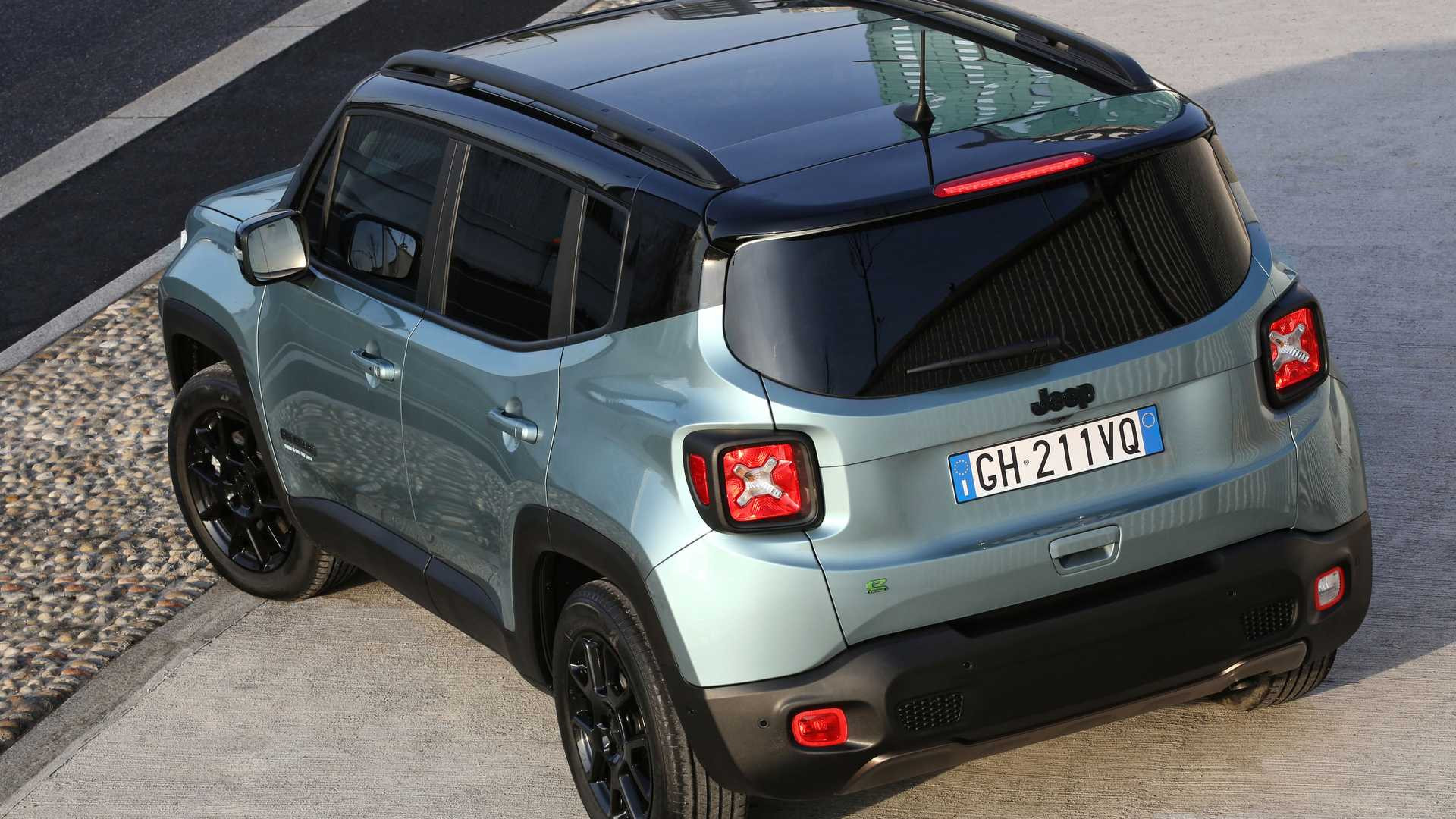 Jeep Renegade e-Hybrid 2022 року