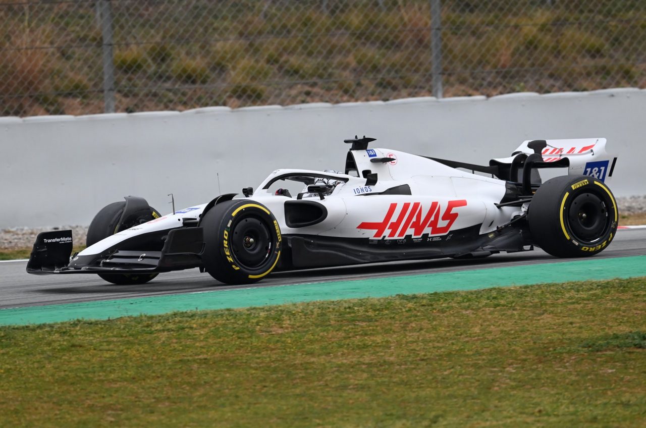 Болід Haas