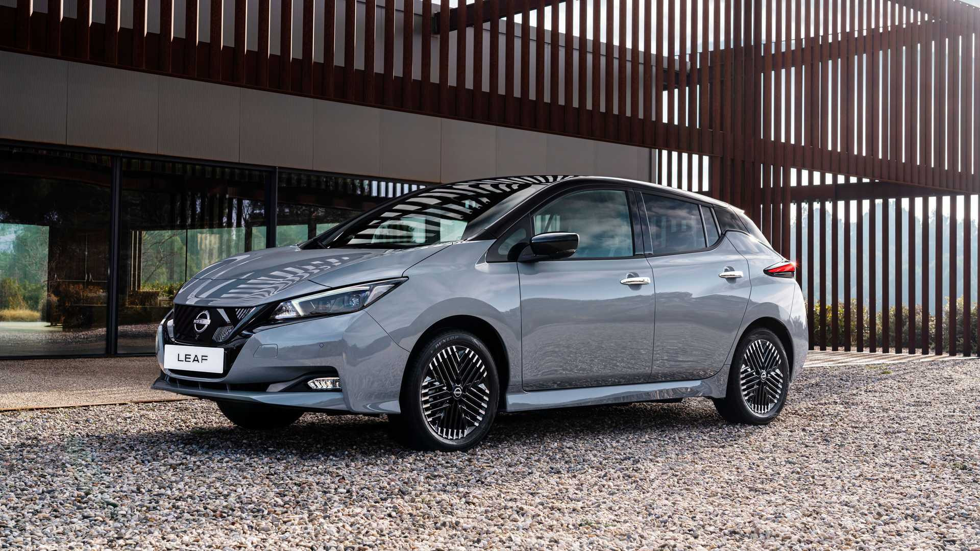 Nissan Leaf 2022 року