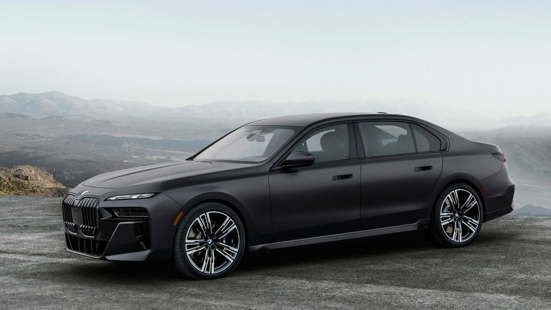 BMW 7 серія 2022 року