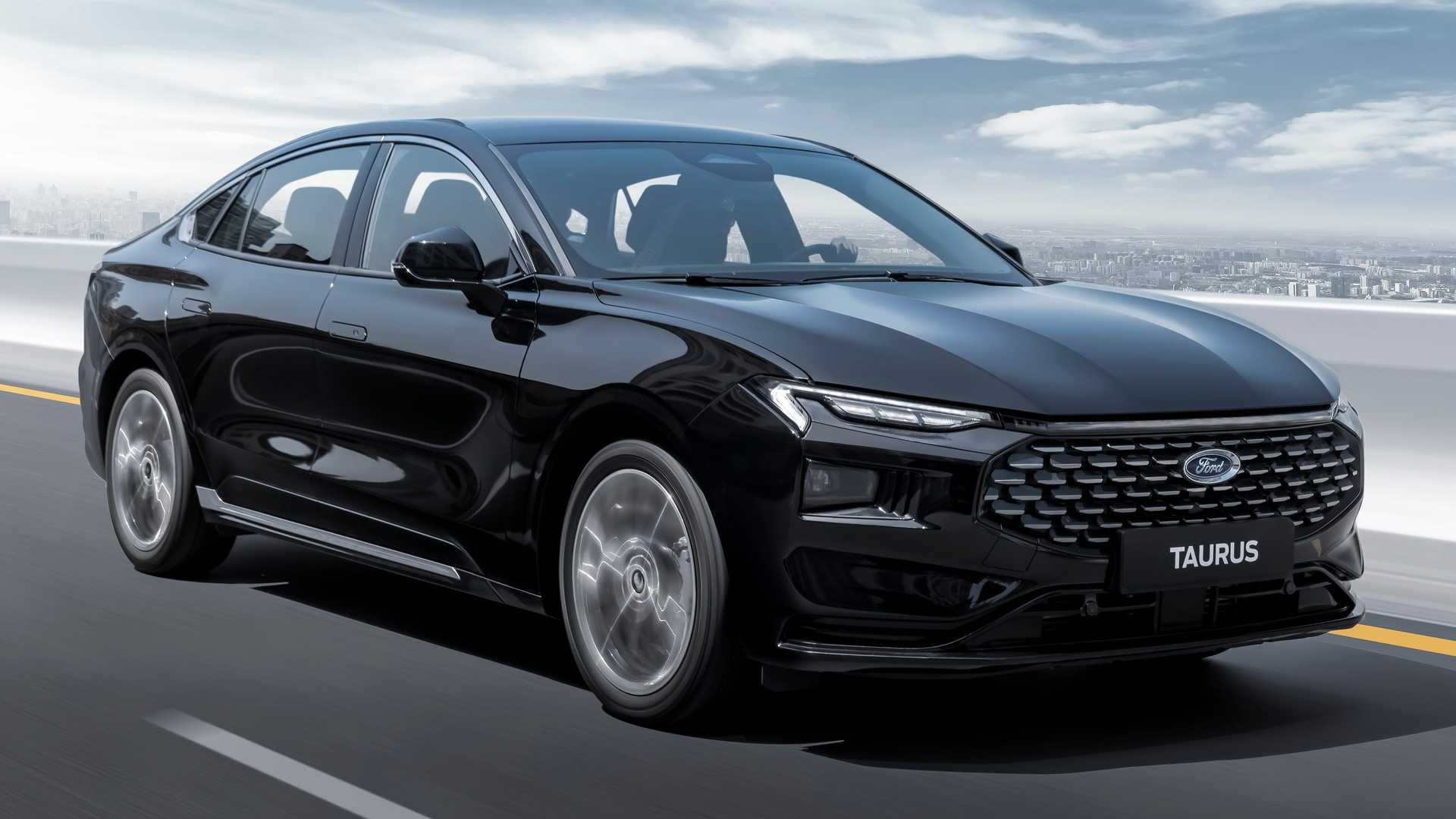 Ford Taurus 2023 року