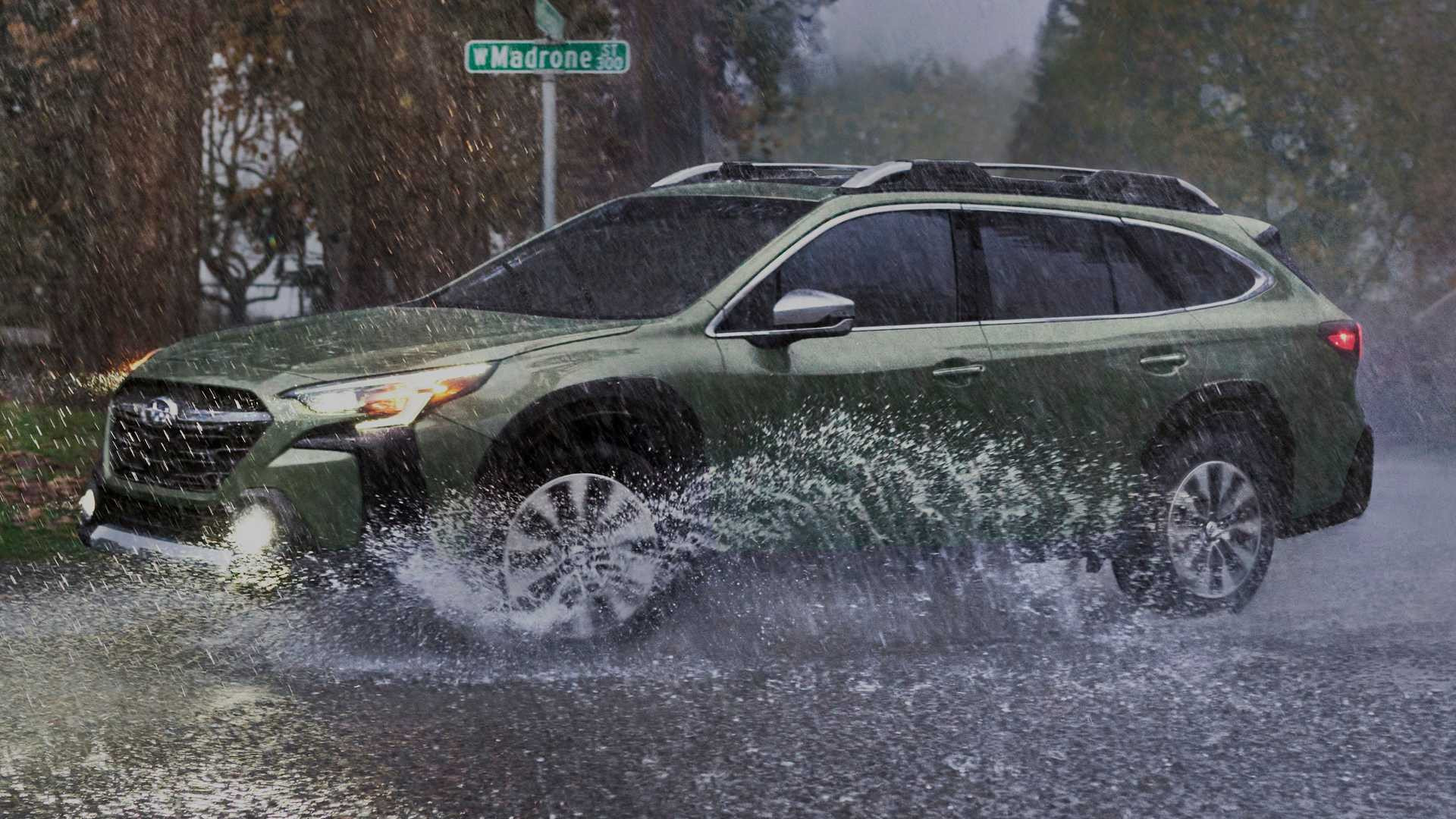 Subaru Outback 2023 року