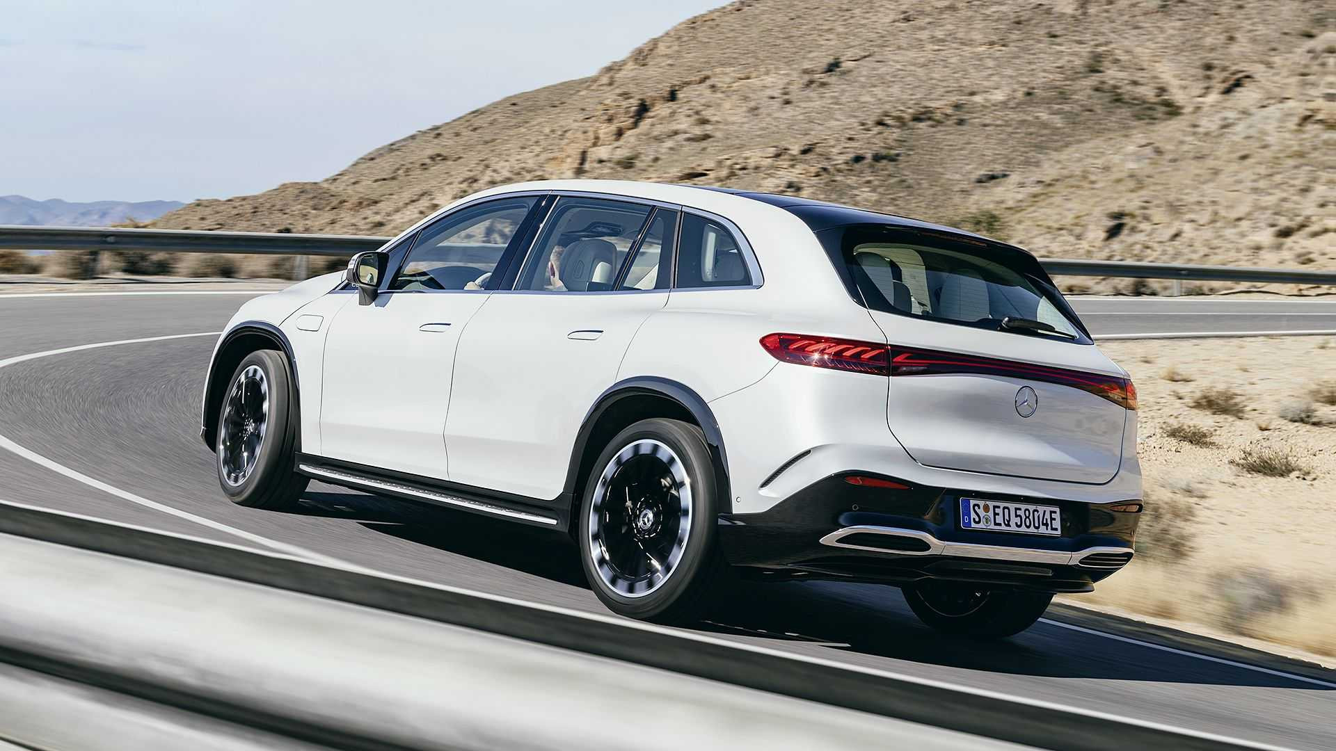 Mercedes-Benz EQS SUV