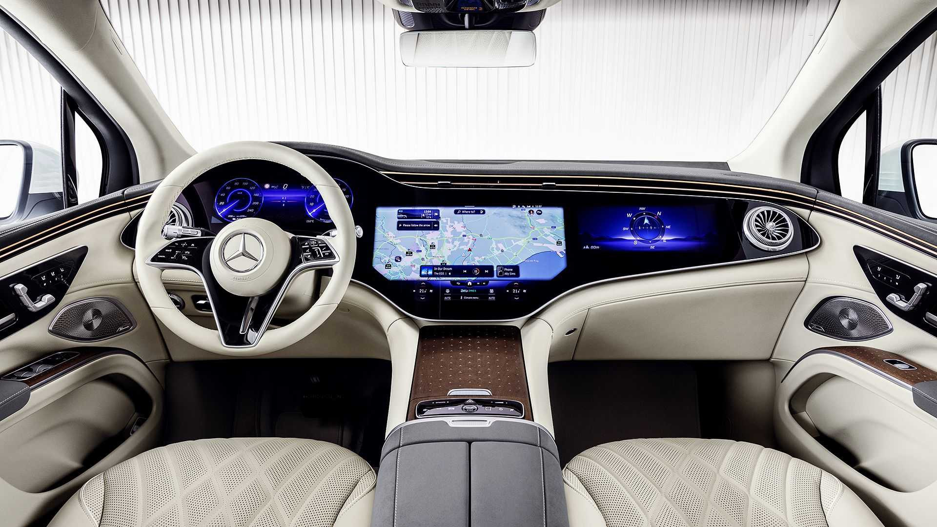 Mercedes-Benz EQS SUV
