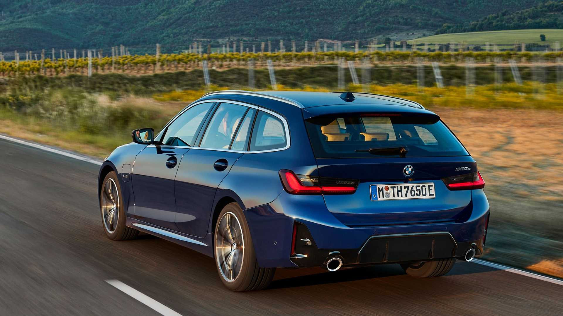 BMW 3-ї серії 2022 року