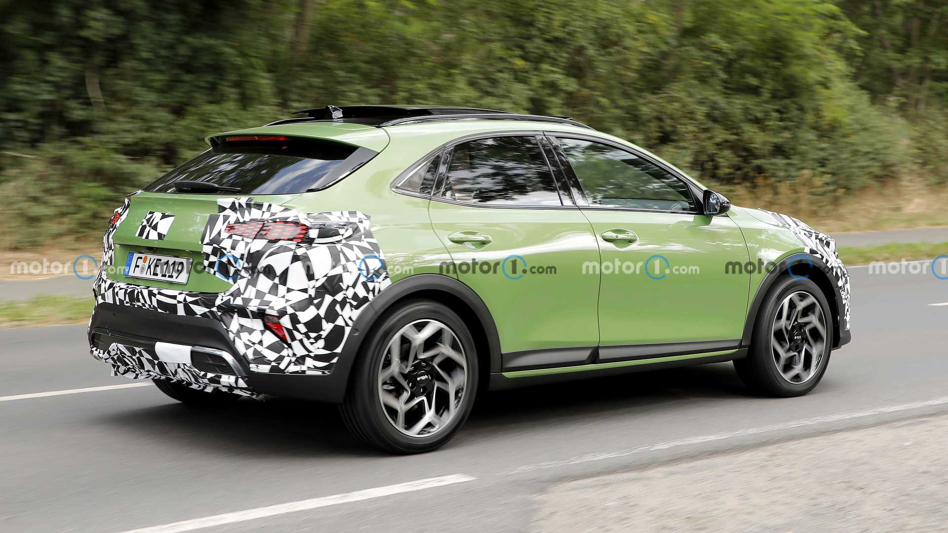 Kia XCeed 2023 року