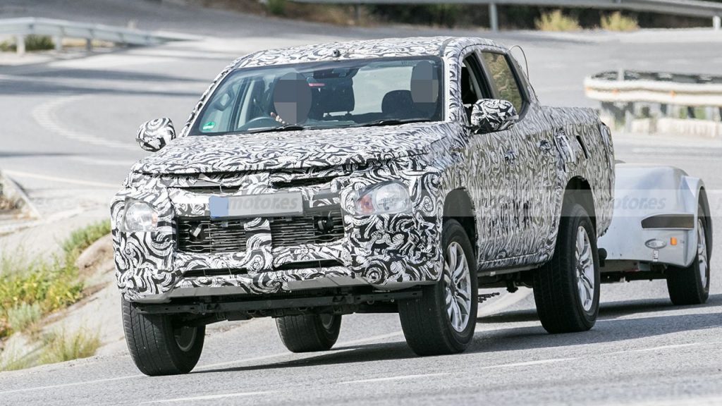 Mitsubishi L200 2024 року