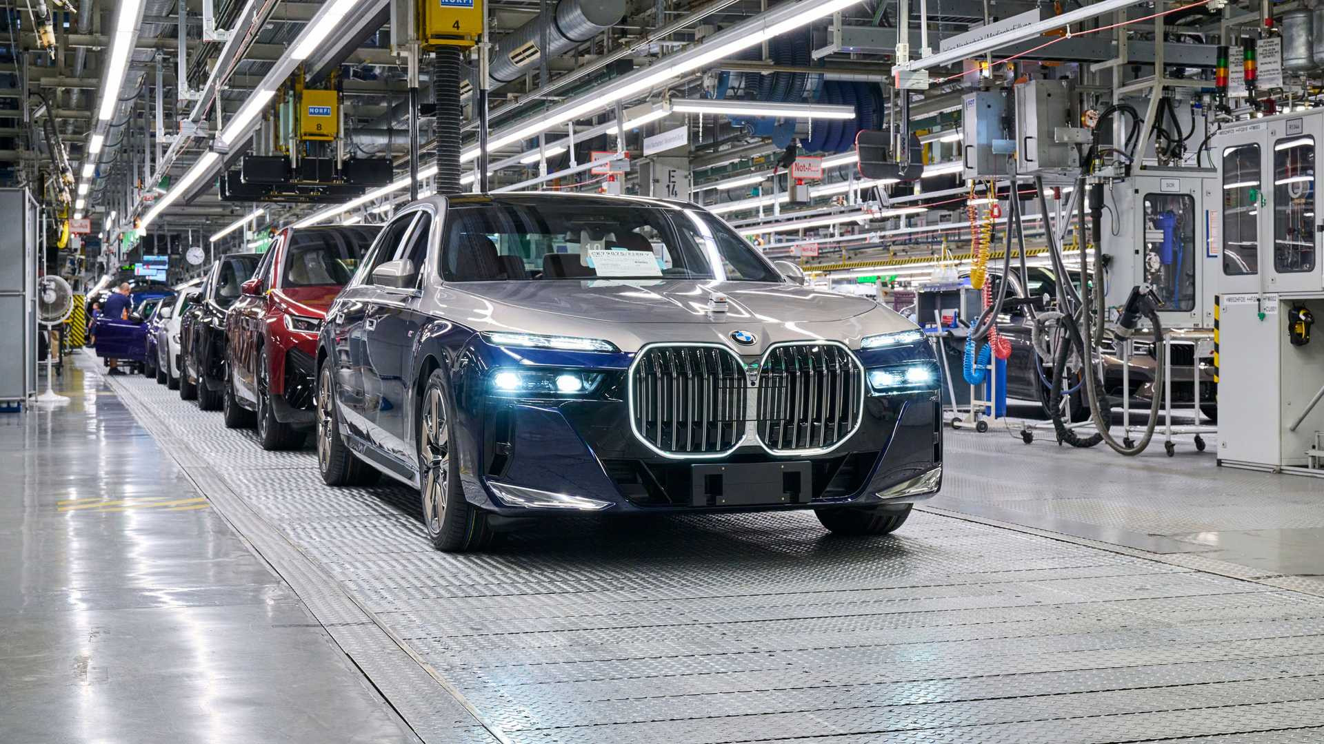 BMW 7 Series 2023 року