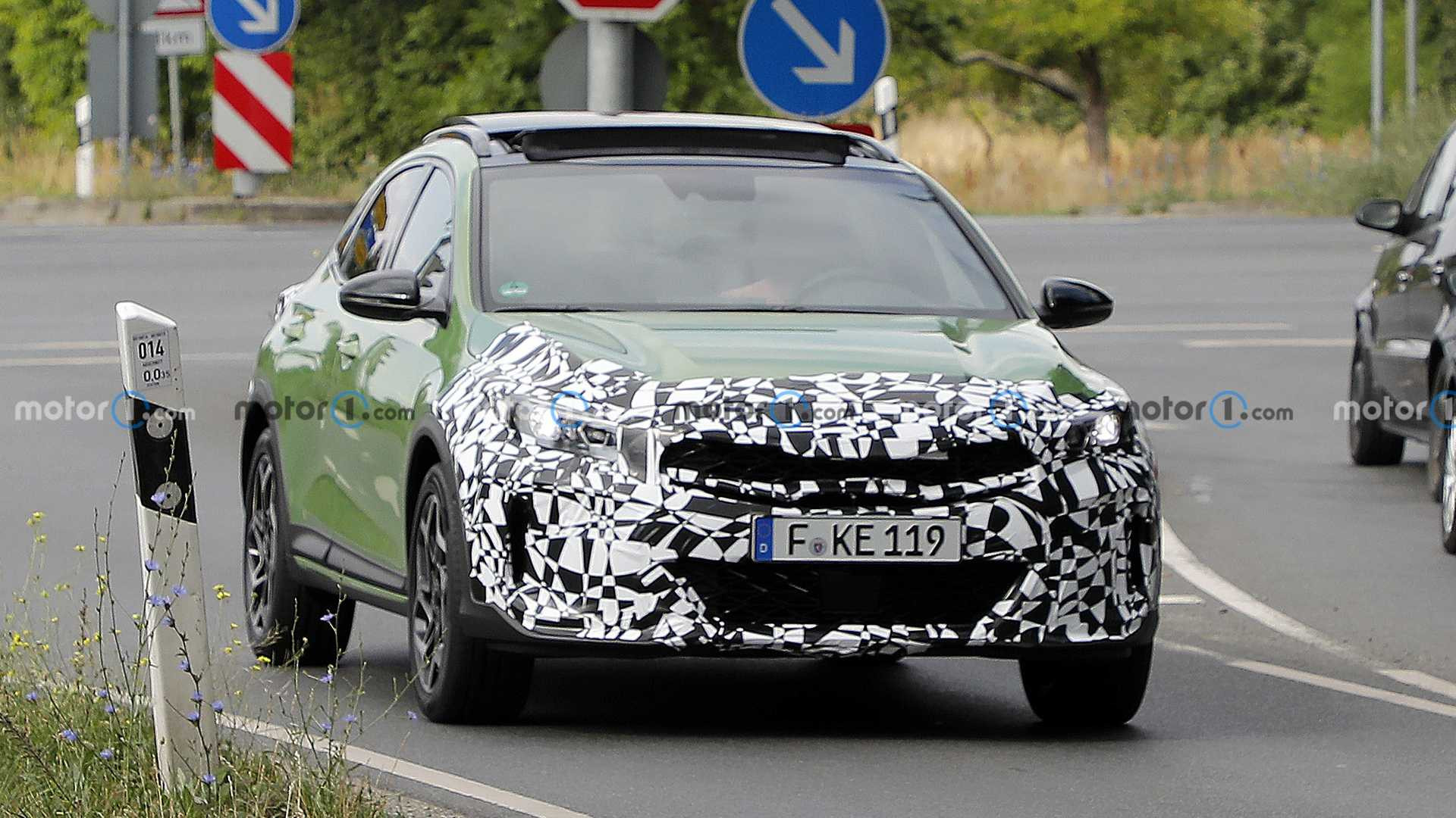 Kia XCeed 2023 року