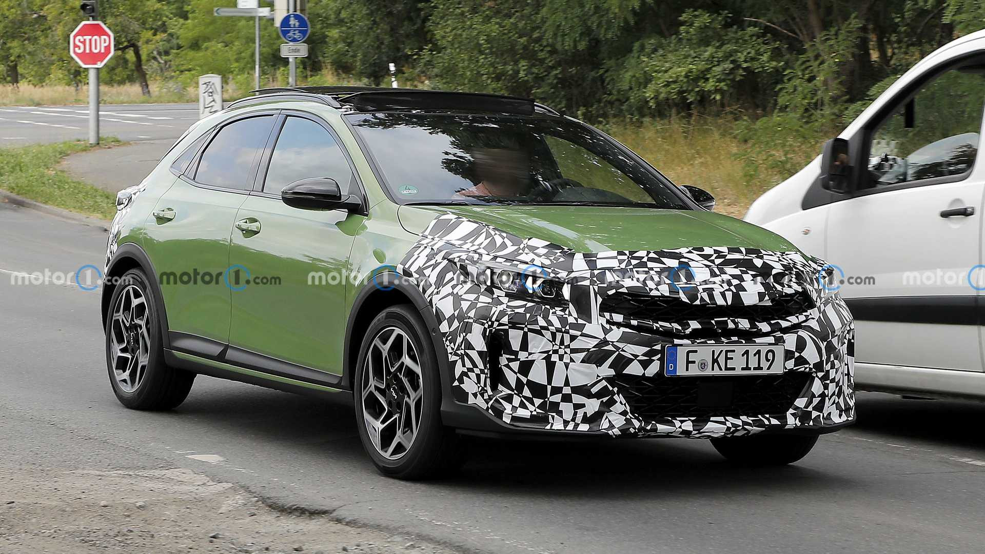Kia XCeed 2023 року