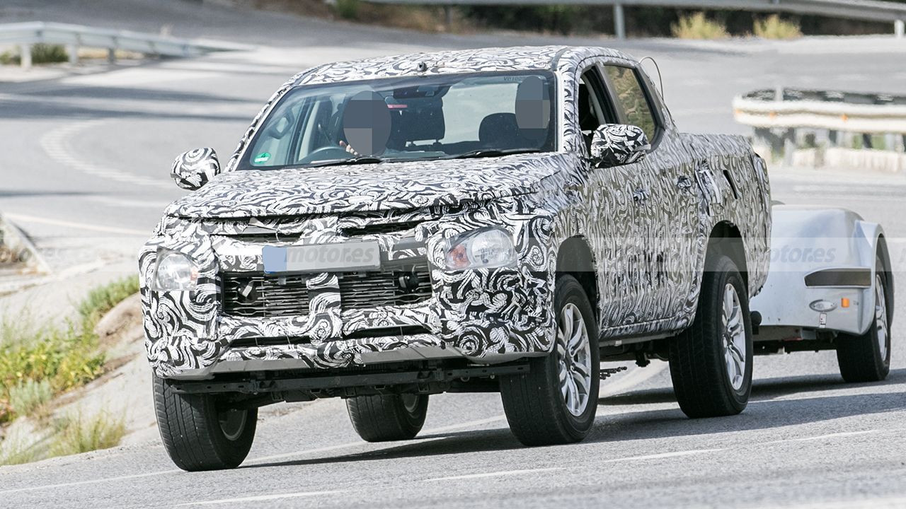 Mitsubishi L200 2024 року
