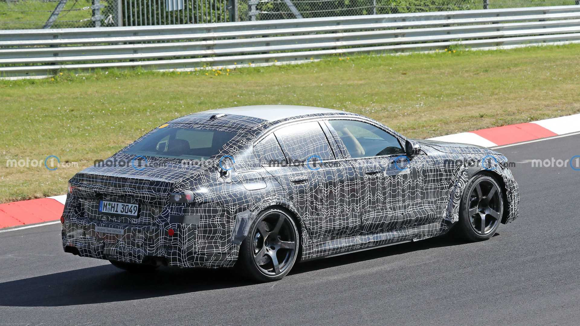 BMW 5 серія 2024 року
