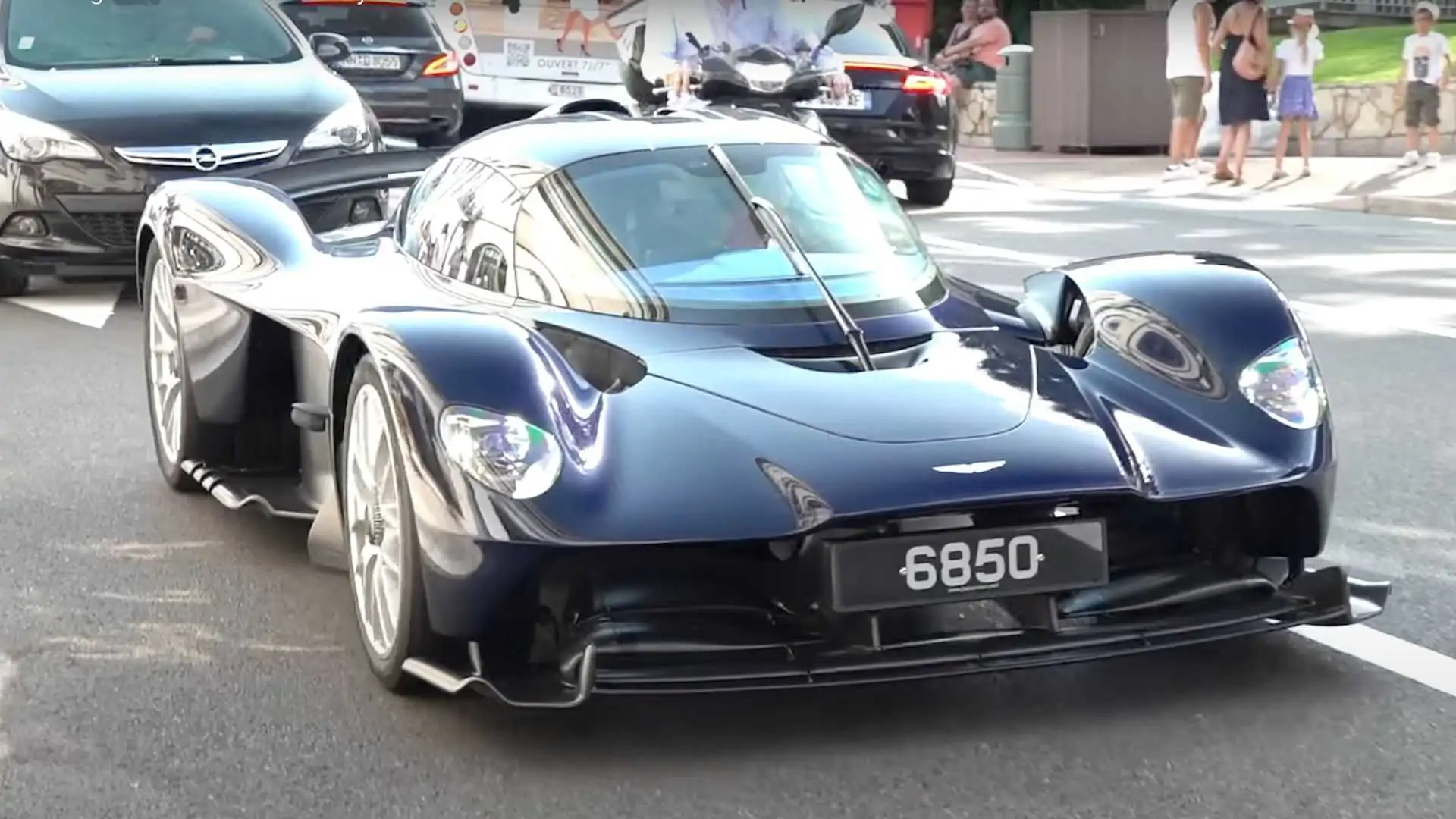 Aston Martin Valkyrie