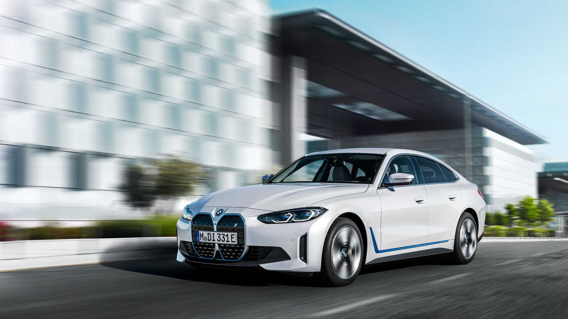 BMW i4 eDrive35 2023 року