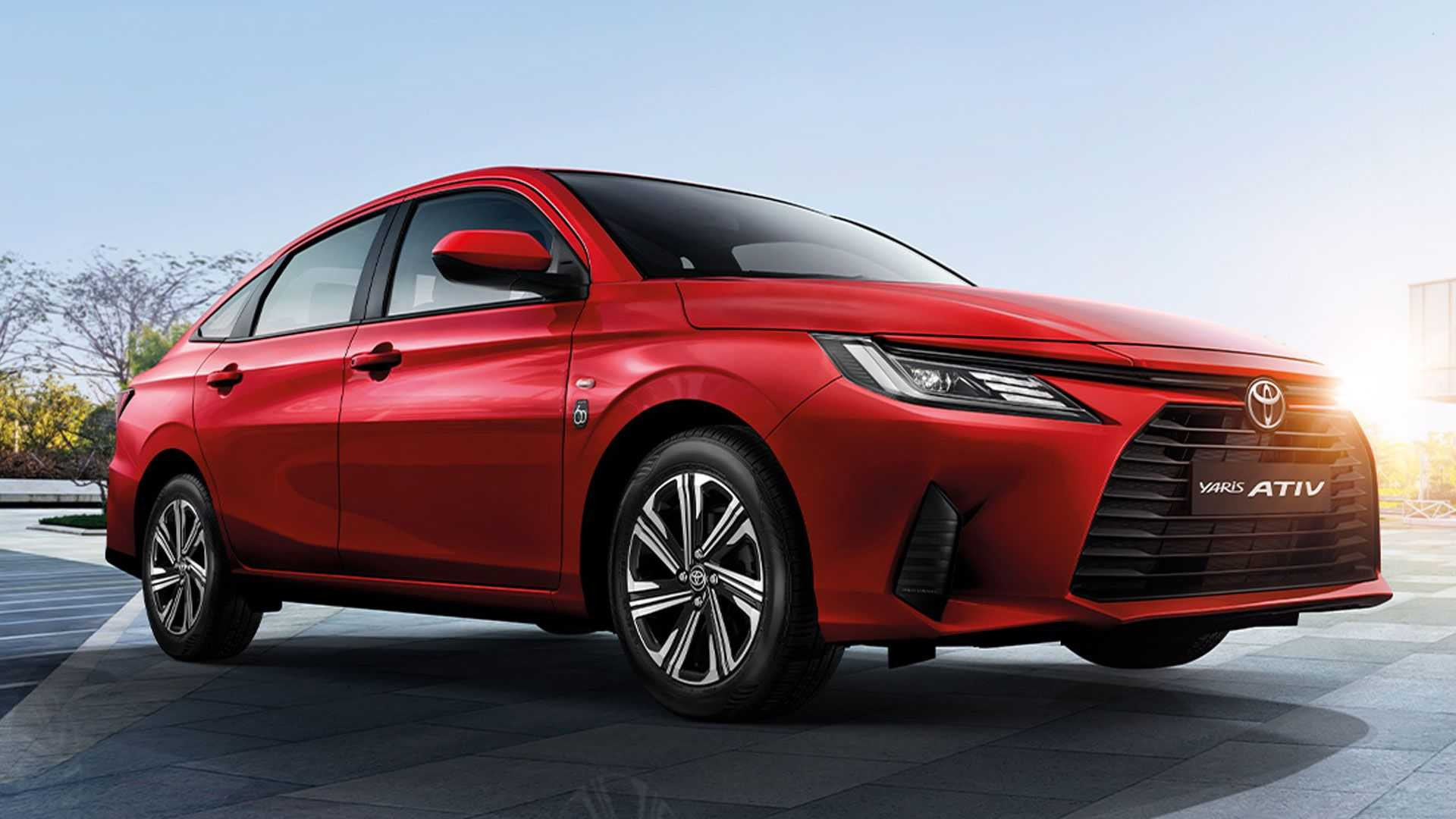 Toyota Yaris Ativ 2023 року