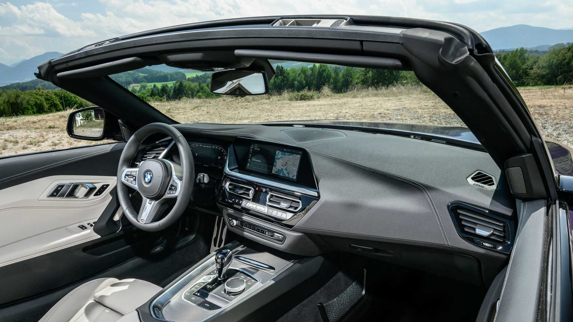 BMW Z4 2023 року