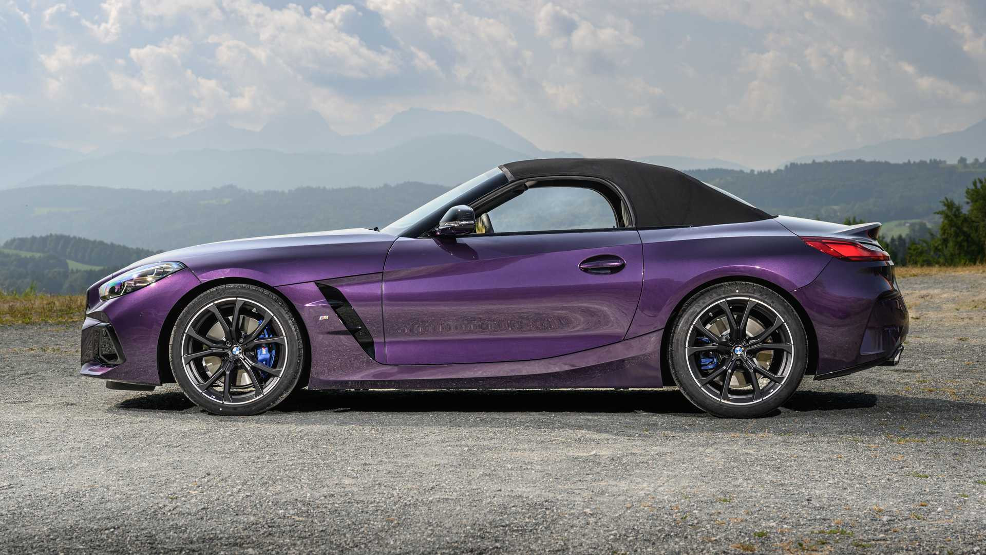 BMW Z4 2023 року