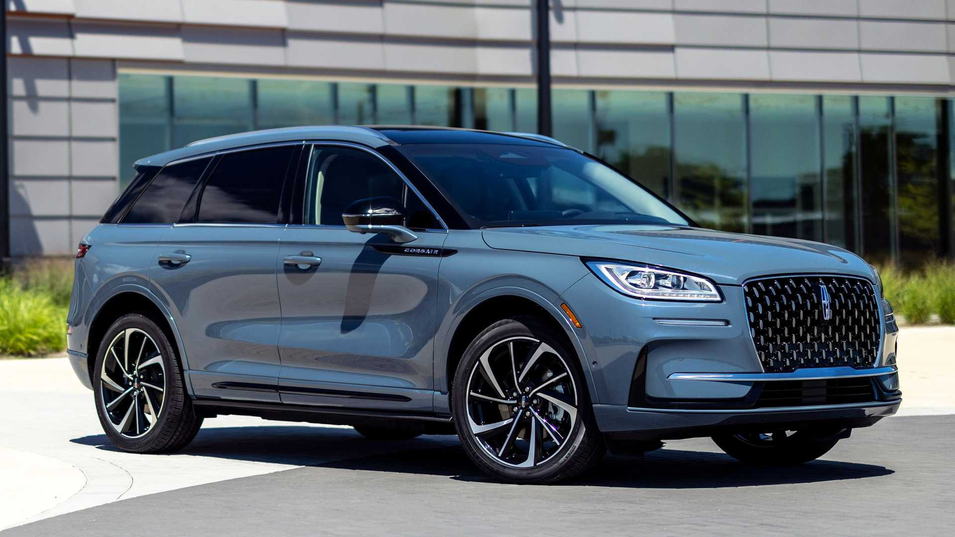 Lincoln Corsair 2023 року